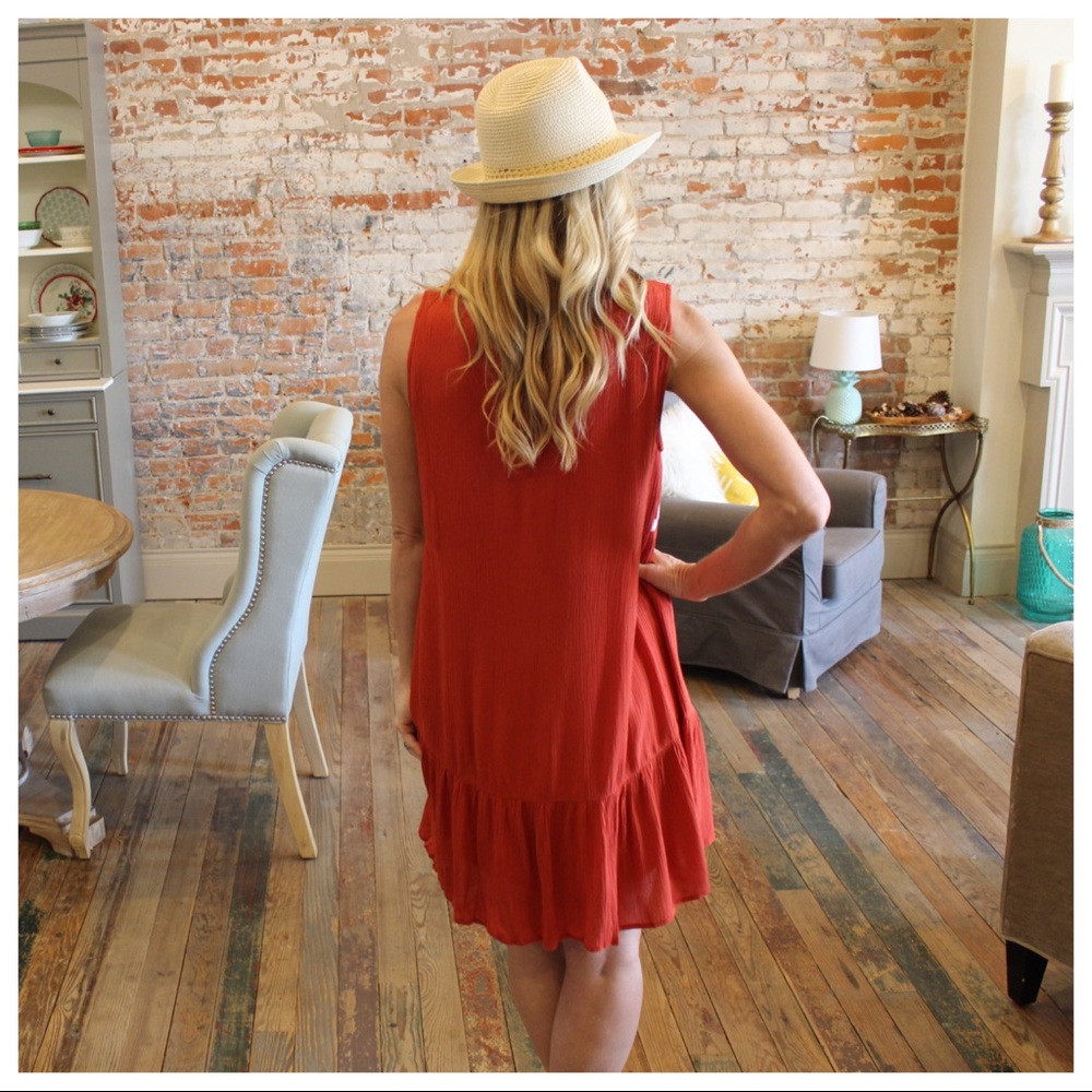 🌞SUMMER SALE🌞 Rust lace detail sleeveless dress - Picture 3 of 3